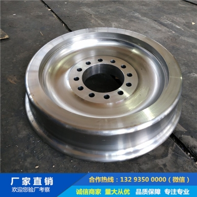 包罐機(jī)車(chē)輪鍛件
